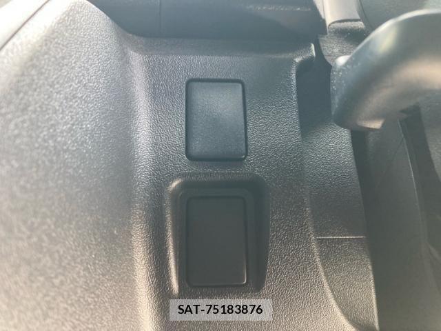 Toyota HIACE VAN 2020-06 7219333-19