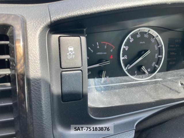 Toyota HIACE VAN 2020-06 7219333-23