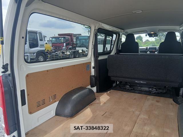 Toyota HIACE VAN 2025-03 7219341-20
