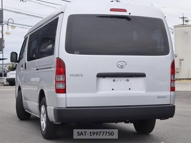 Toyota HIACE VAN 2021-08 7219331-1