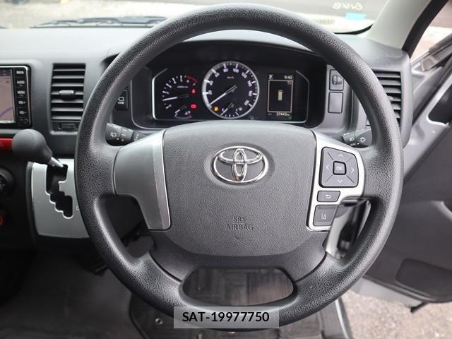 Toyota HIACE VAN 2021-08 7219331-3