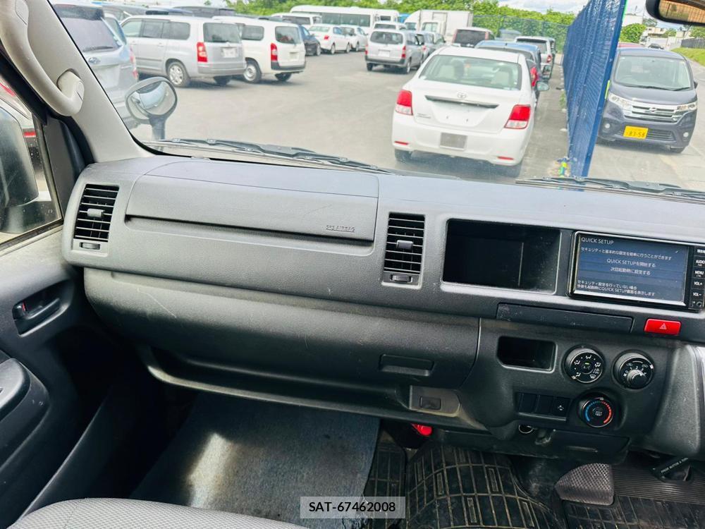 Toyota HIACE VAN 2020 7171843-16