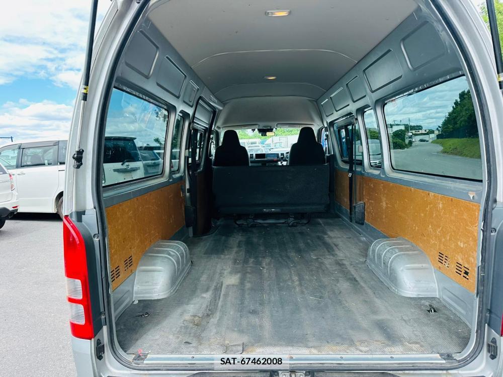 Toyota HIACE VAN 2020 7171843-24