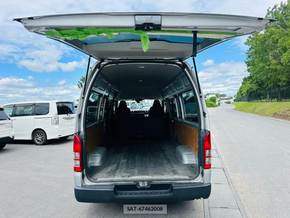 Toyota HIACE VAN 2020 7171843-25
