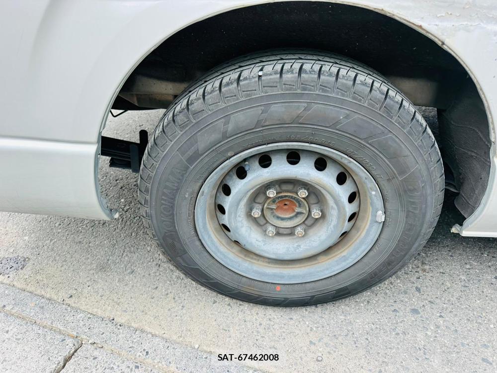 Toyota HIACE VAN 2020 7171843-26