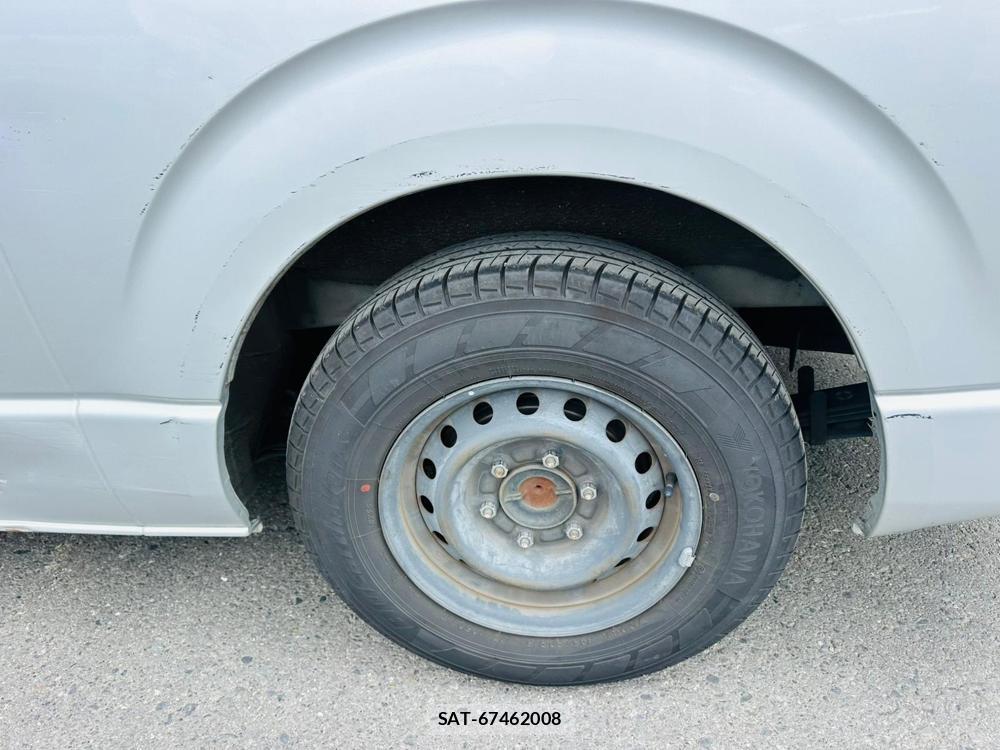 Toyota HIACE VAN 2020 7171843-29