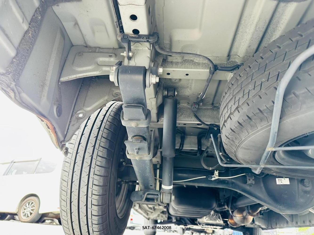 Toyota HIACE VAN 2020 7171843-34