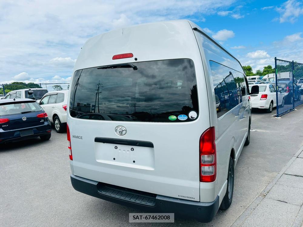 Toyota HIACE VAN 2020 7171843-4