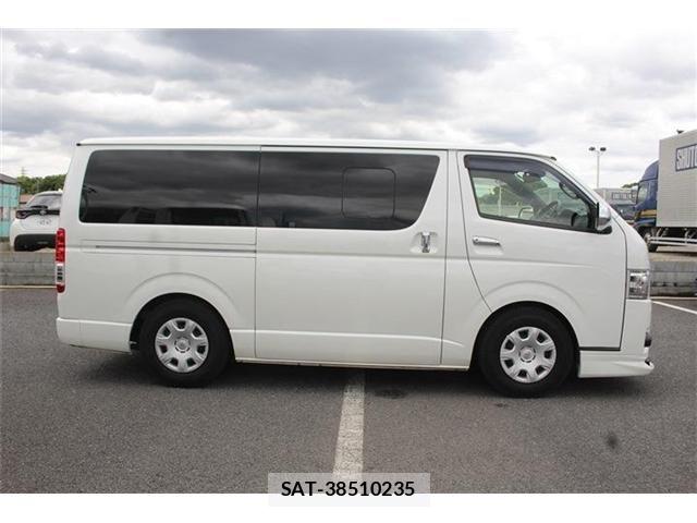 Toyota HIACE VAN 2020-03 7271995-12