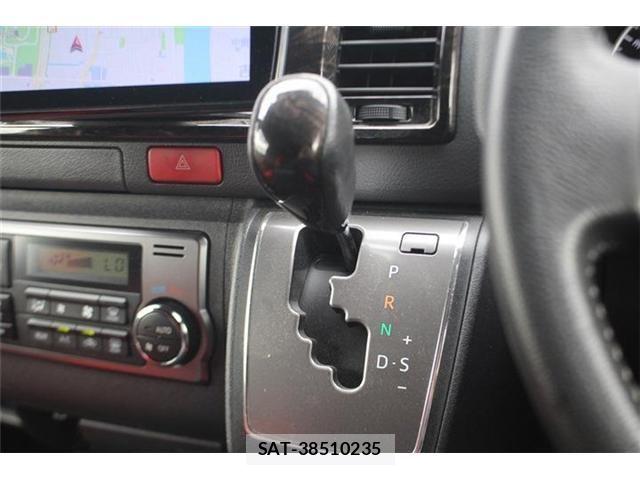Toyota HIACE VAN 2020-03 7271995-24