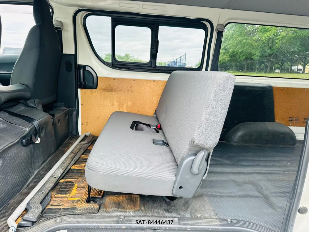 Toyota HIACE VAN 2019-09 7175237-9