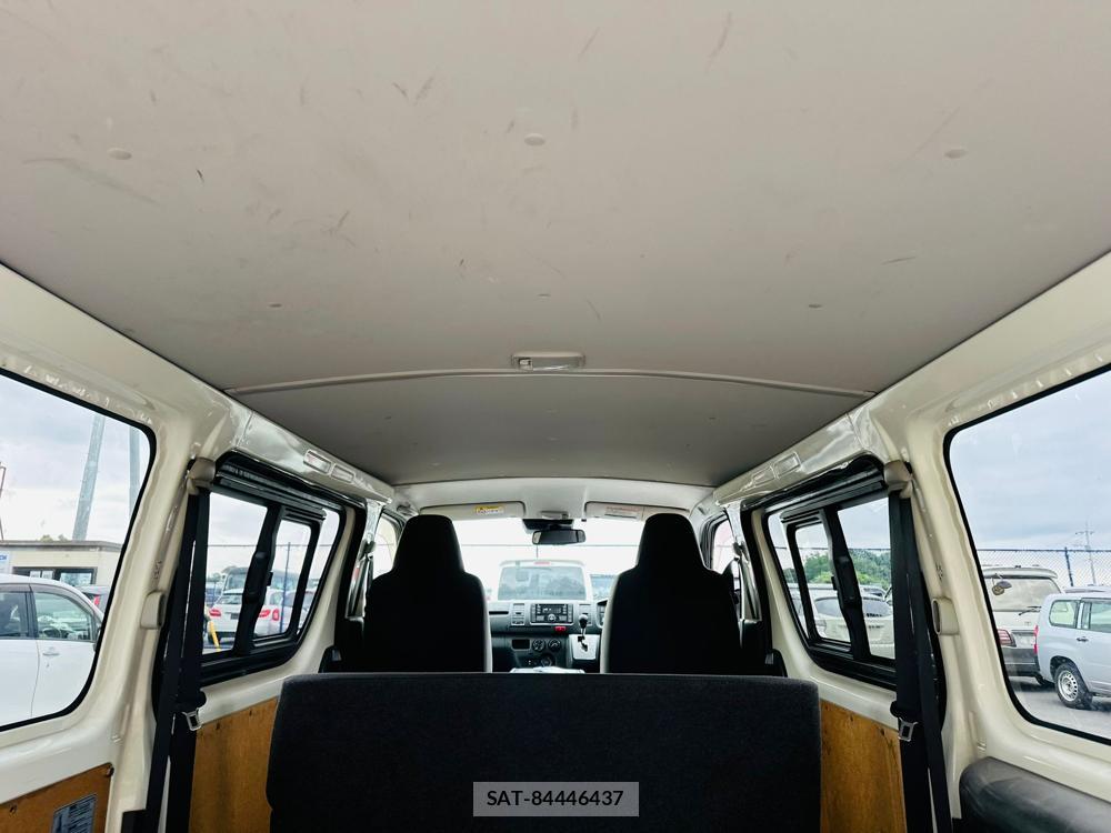 Toyota HIACE VAN 2019-09 7175237-24