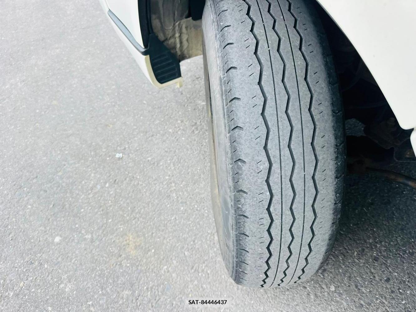 Toyota HIACE VAN 2019-09 7175237-31