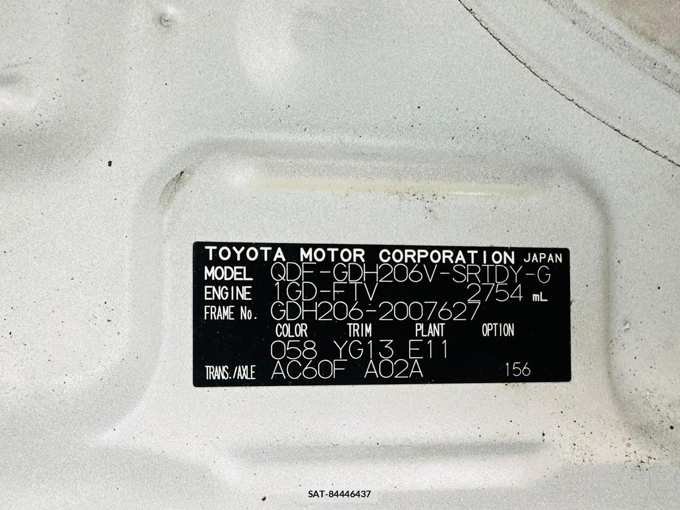 Toyota HIACE VAN 2019-09 7175237-34