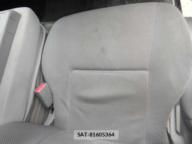 Toyota HIACE VAN 2008-07 7327373-9
