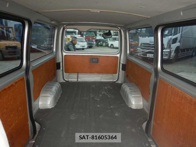 Toyota HIACE VAN 2008-07 7327373-15
