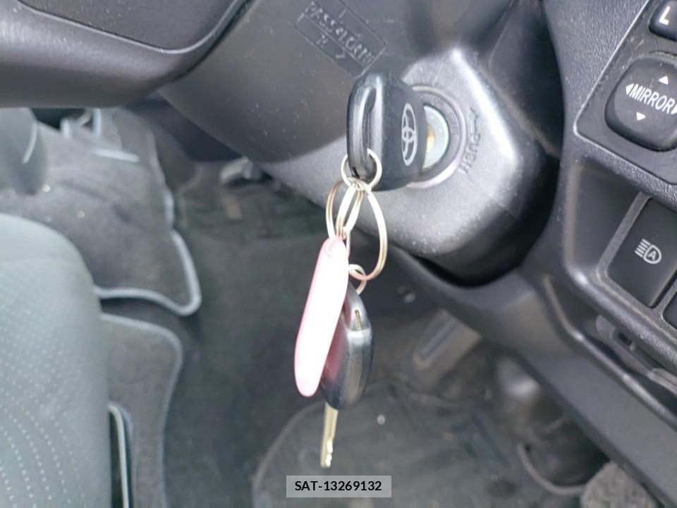 Toyota HIACE VAN 2020 7269295-11
