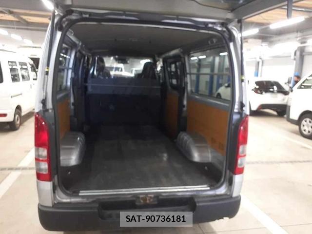 Toyota HIACE VAN 2020 7335620-9
