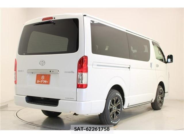 Toyota HIACE VAN 2021-05 7327372-11