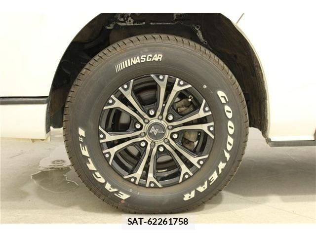 Toyota HIACE VAN 2021-05 7327372-24