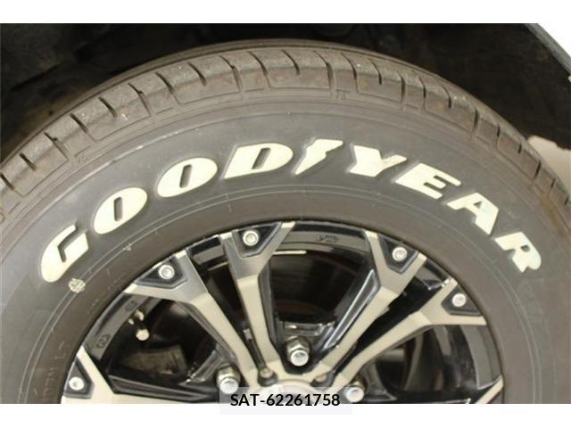 Toyota HIACE VAN 2021-05 7327372-25