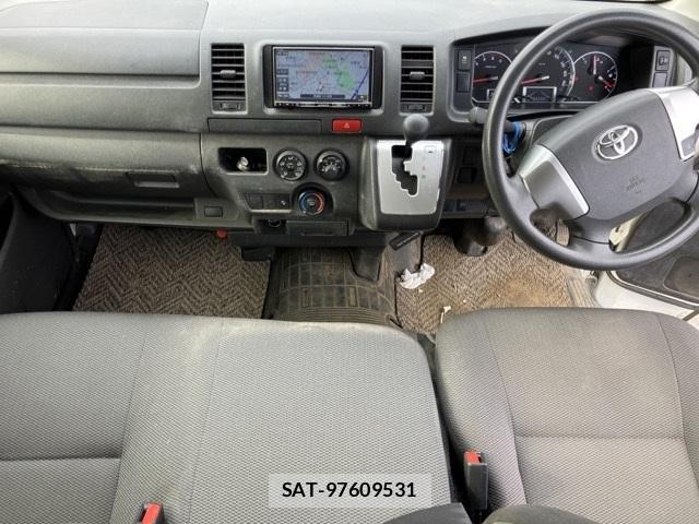 Toyota HIACE VAN 2020-05 7369174-8