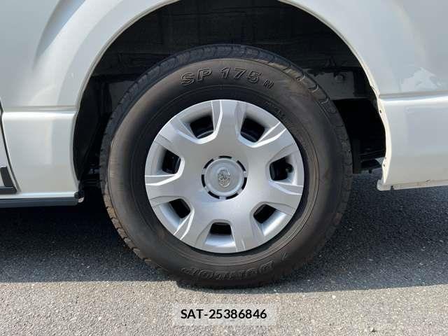 Toyota HIACE VAN 2024-01 7454662-10