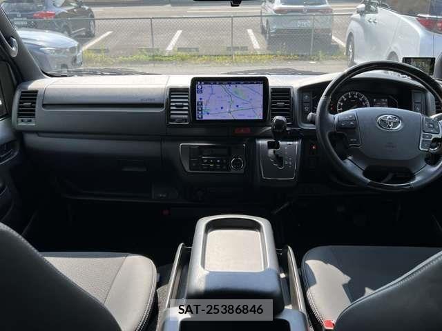 Toyota HIACE VAN 2024-01 7454662-14