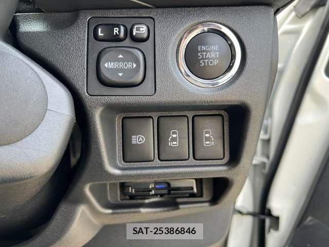 Toyota HIACE VAN 2024-01 7454662-21