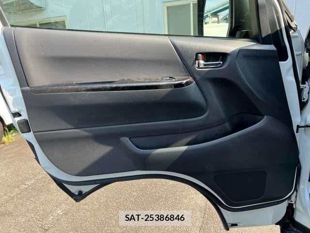 Toyota HIACE VAN 2024-01 7454662-26