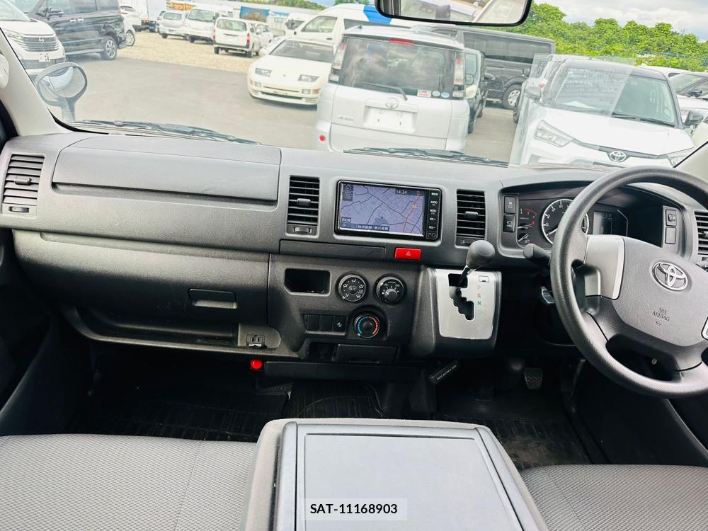 Toyota HIACE VAN 2020 7279938-12
