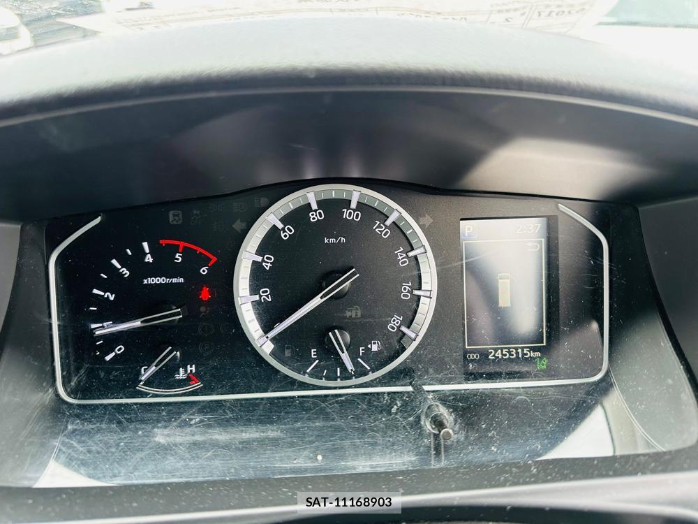Toyota HIACE VAN 2020 7279938-15
