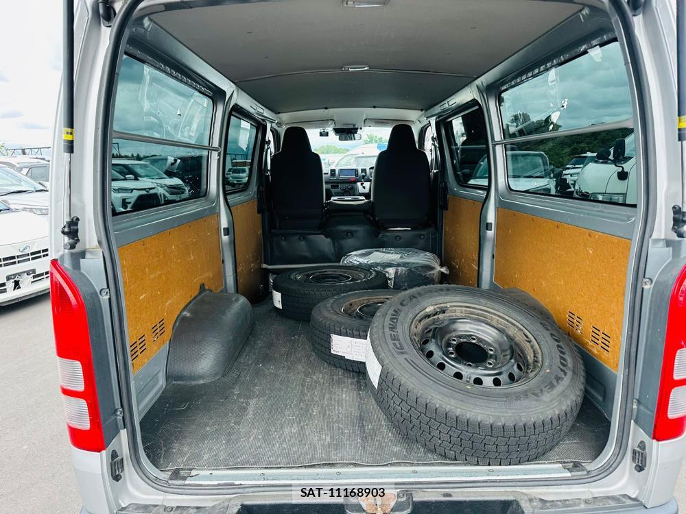 Toyota HIACE VAN 2020 7279938-25