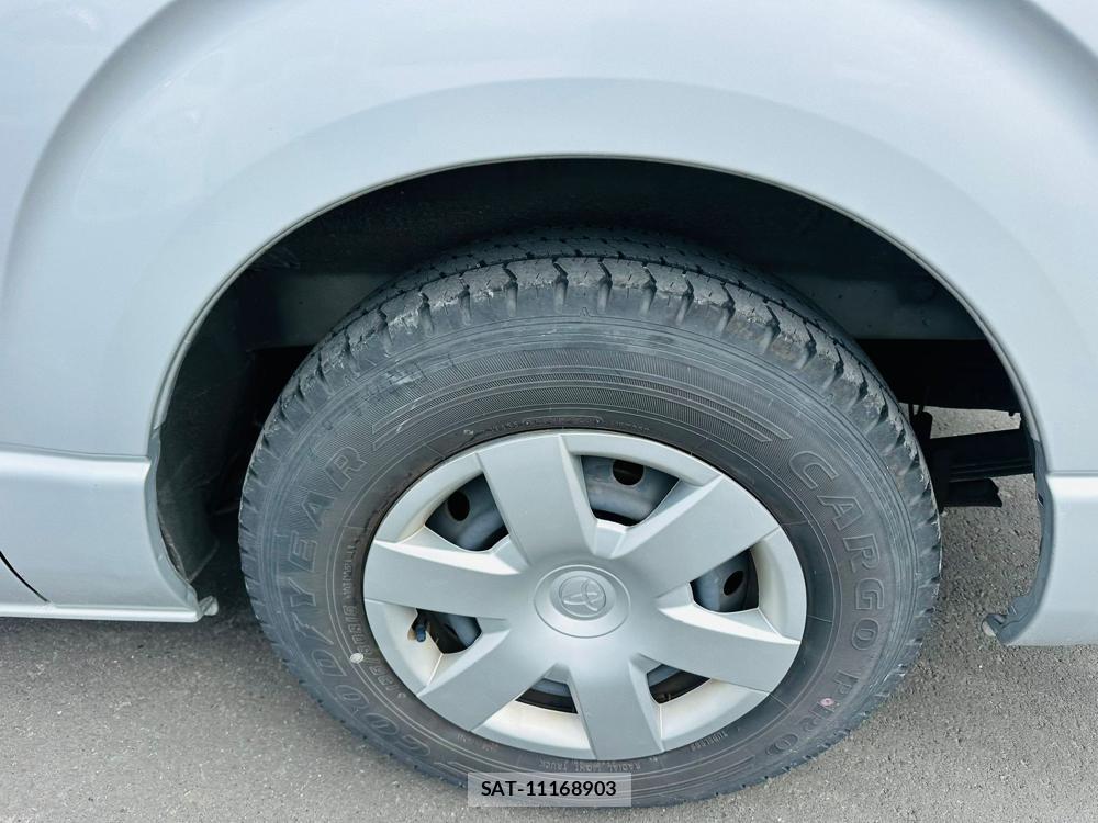Toyota HIACE VAN 2020 7279938-30