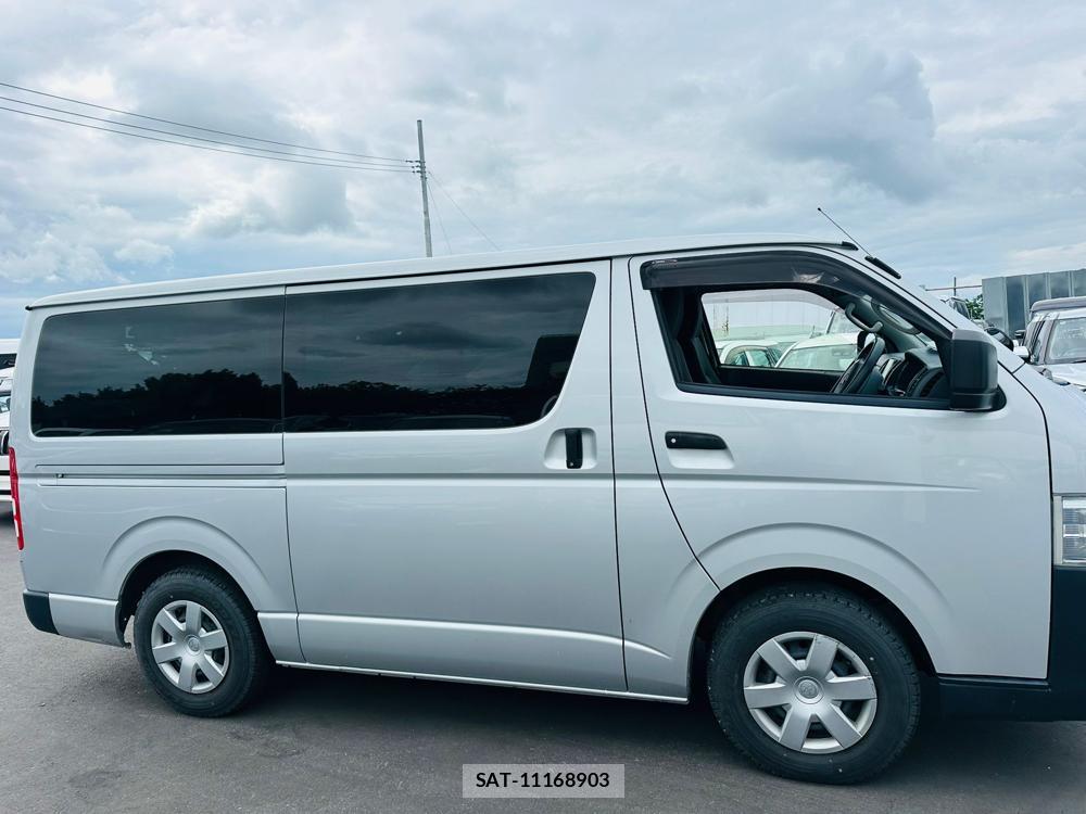 Toyota HIACE VAN 2020 7279938-5