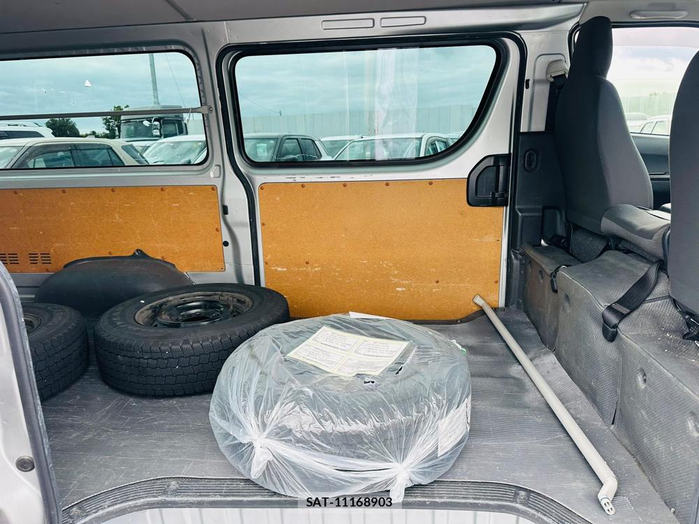 Toyota HIACE VAN 2020 7279938-8