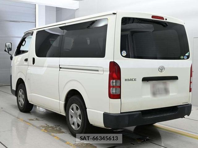 Toyota HIACE VAN 2019-05 7489163-2