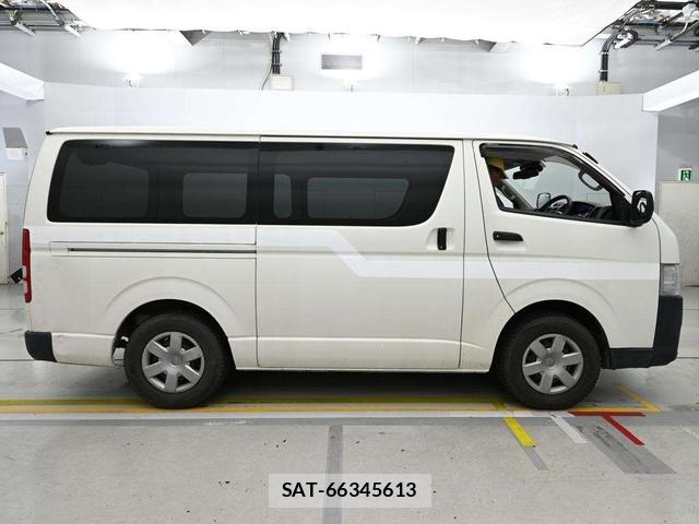 Toyota HIACE VAN 2019-05 7489163-5