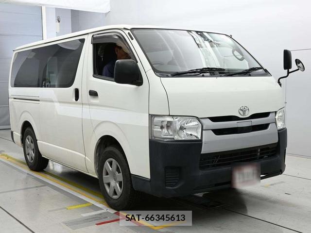 Toyota HIACE VAN 2019-05 7489163-6