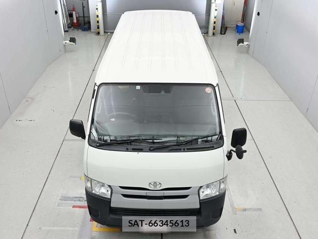 Toyota HIACE VAN 2019-05 7489163-7