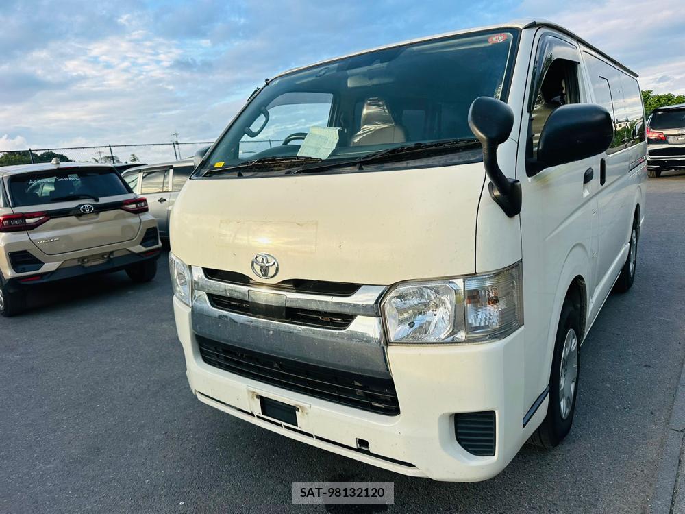 Toyota HIACE VAN 2019 7193936-0