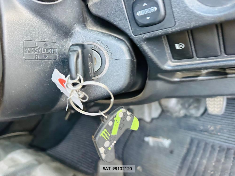 Toyota HIACE VAN 2019 7193936-16