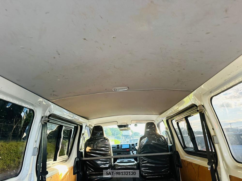 Toyota HIACE VAN 2019 7193936-24