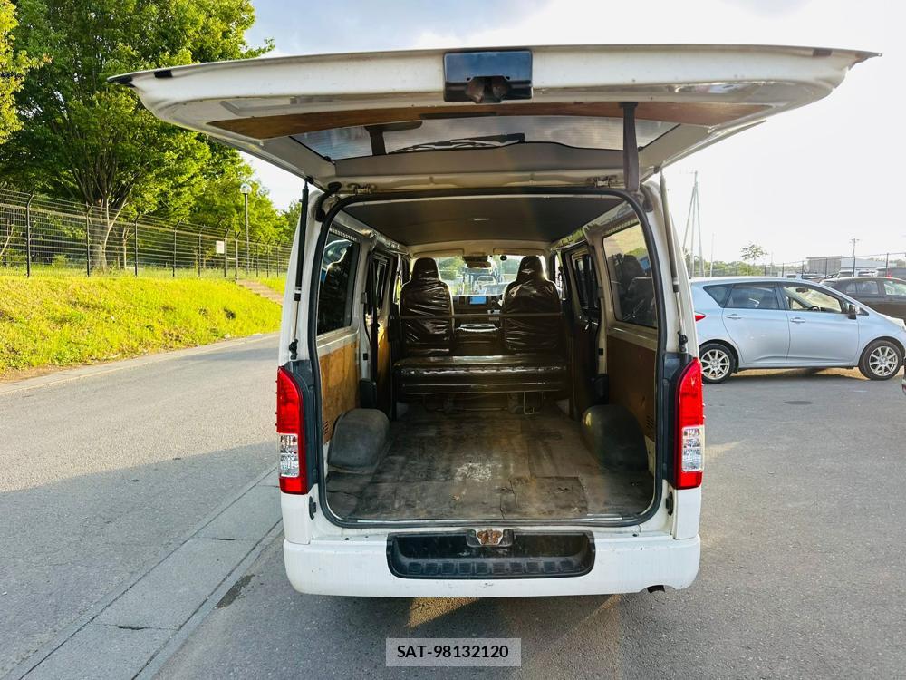 Toyota HIACE VAN 2019 7193936-26