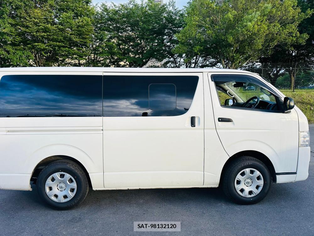 Toyota HIACE VAN 2019 7193936-5