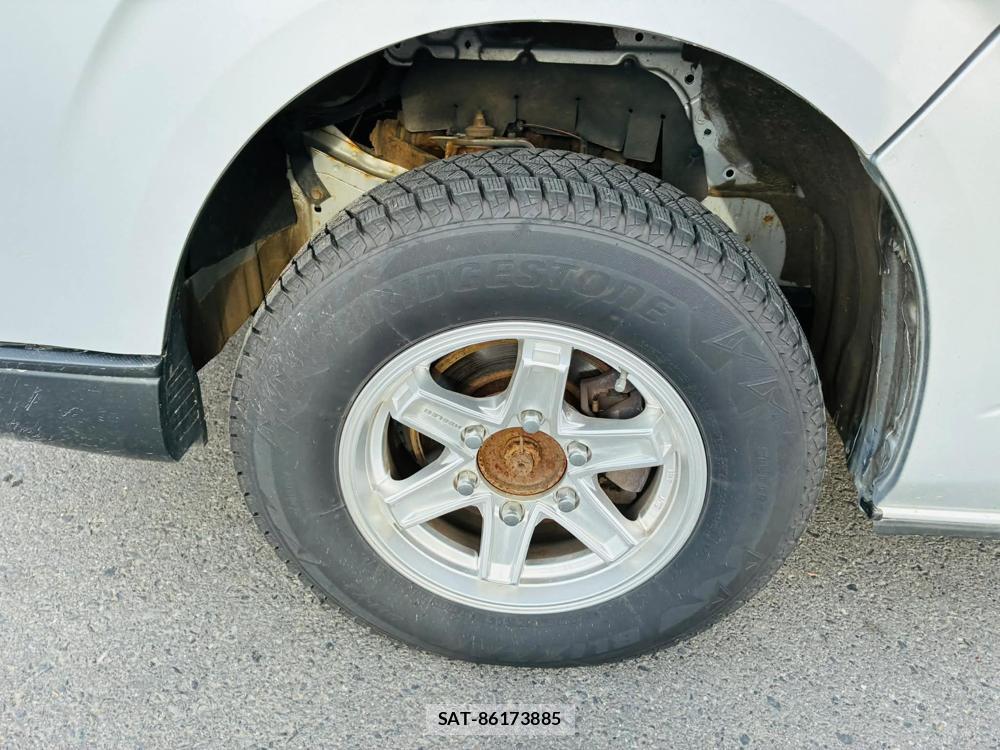 Toyota HIACE VAN 2020 7242602-29