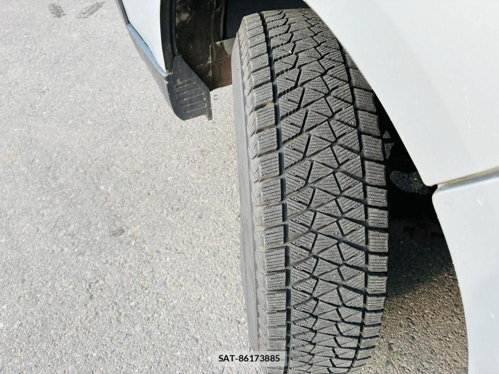 Toyota HIACE VAN 2020 7242602-32