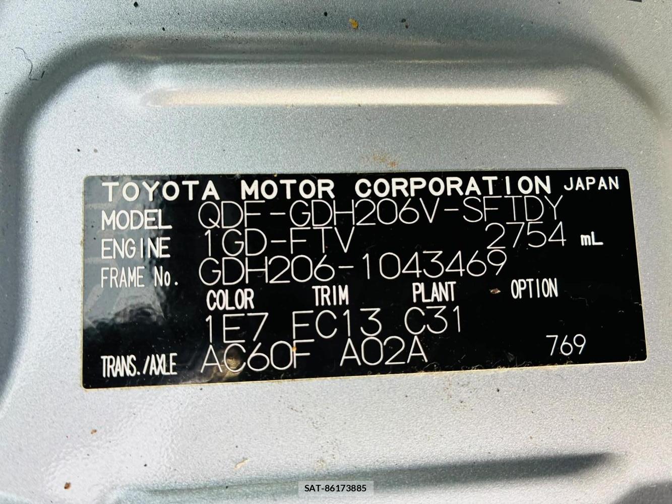 Toyota HIACE VAN 2020 7242602-34