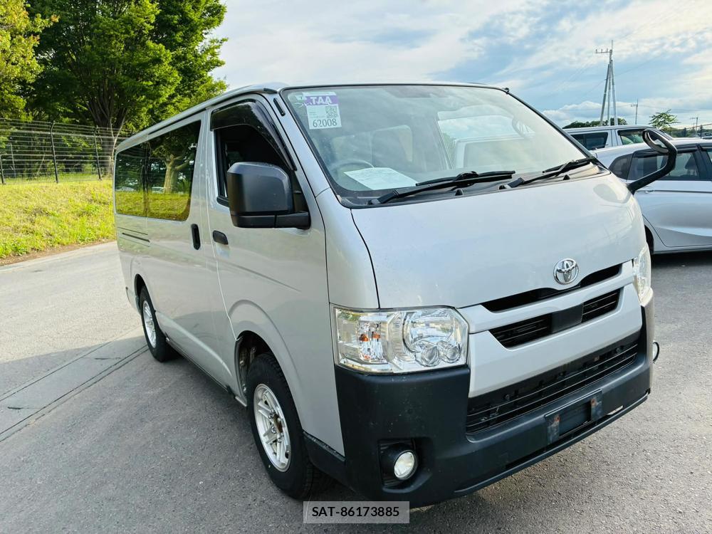 Toyota HIACE VAN 2020 7242602-6
