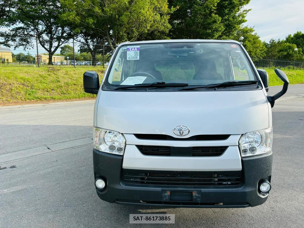 Toyota HIACE VAN 2020 7242602-7